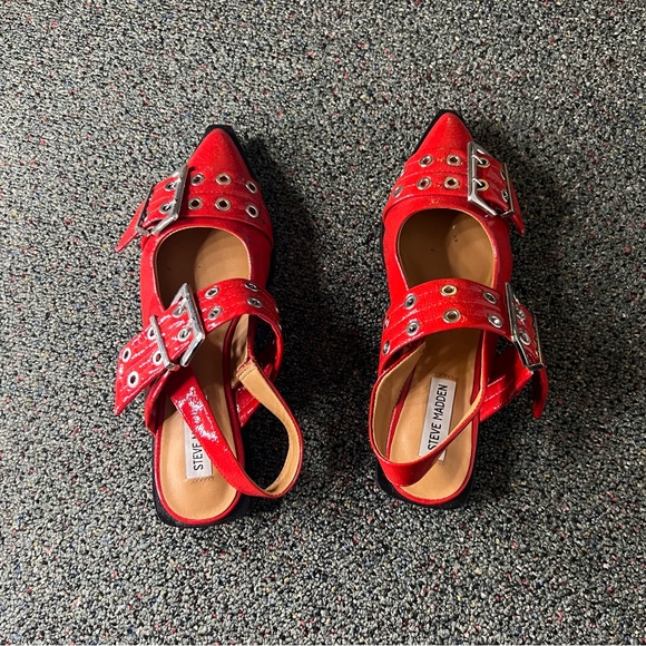 STEVE MADDEN Red & Silver Buckle Patent Leather Ganni Pointed Toe Flat Shoes 8 - Picture 13 of 16